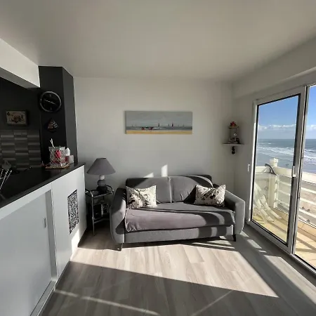 2 Chambres, Parking Privatif, Proche - Fr-1-197-548