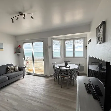 Appartement 2 Chambres, Parking Privatif, Proche - Fr-1-197-548